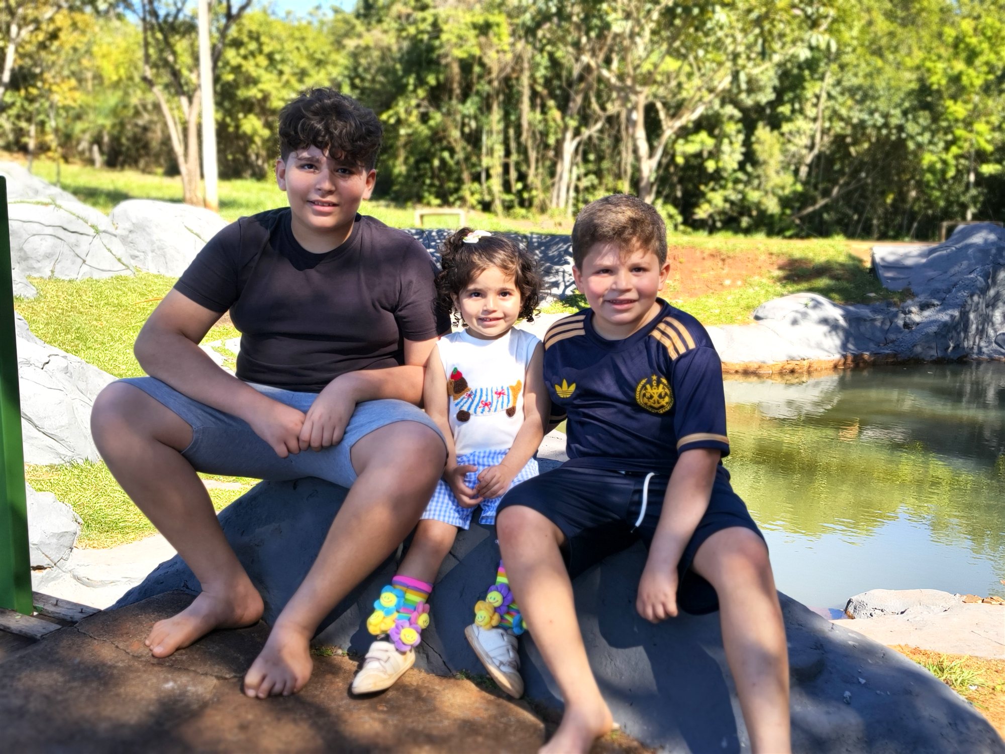 Isaque, Israel e Helena, filhos de Sandra Moreira